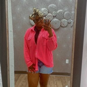 Meet your Posher, Everline